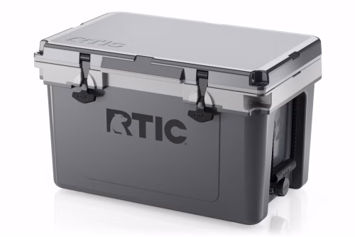 yeti tundra 35 hard cooler (copy)